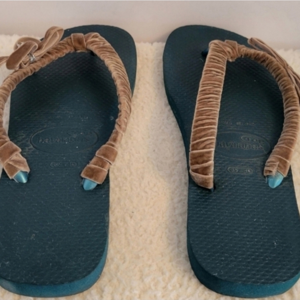 HAVAIANAS Green Tan Flip Flop Thong Sandals Size 7/8 - Picture 5 of 10